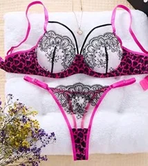 Ensemble Léopard Rose