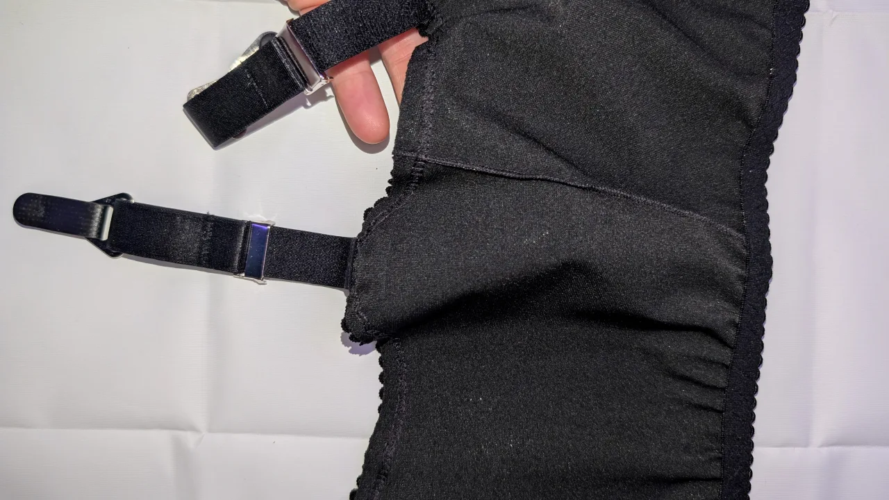 Porte-Jarretelles Taille Haute SimiliCuir - vue 9